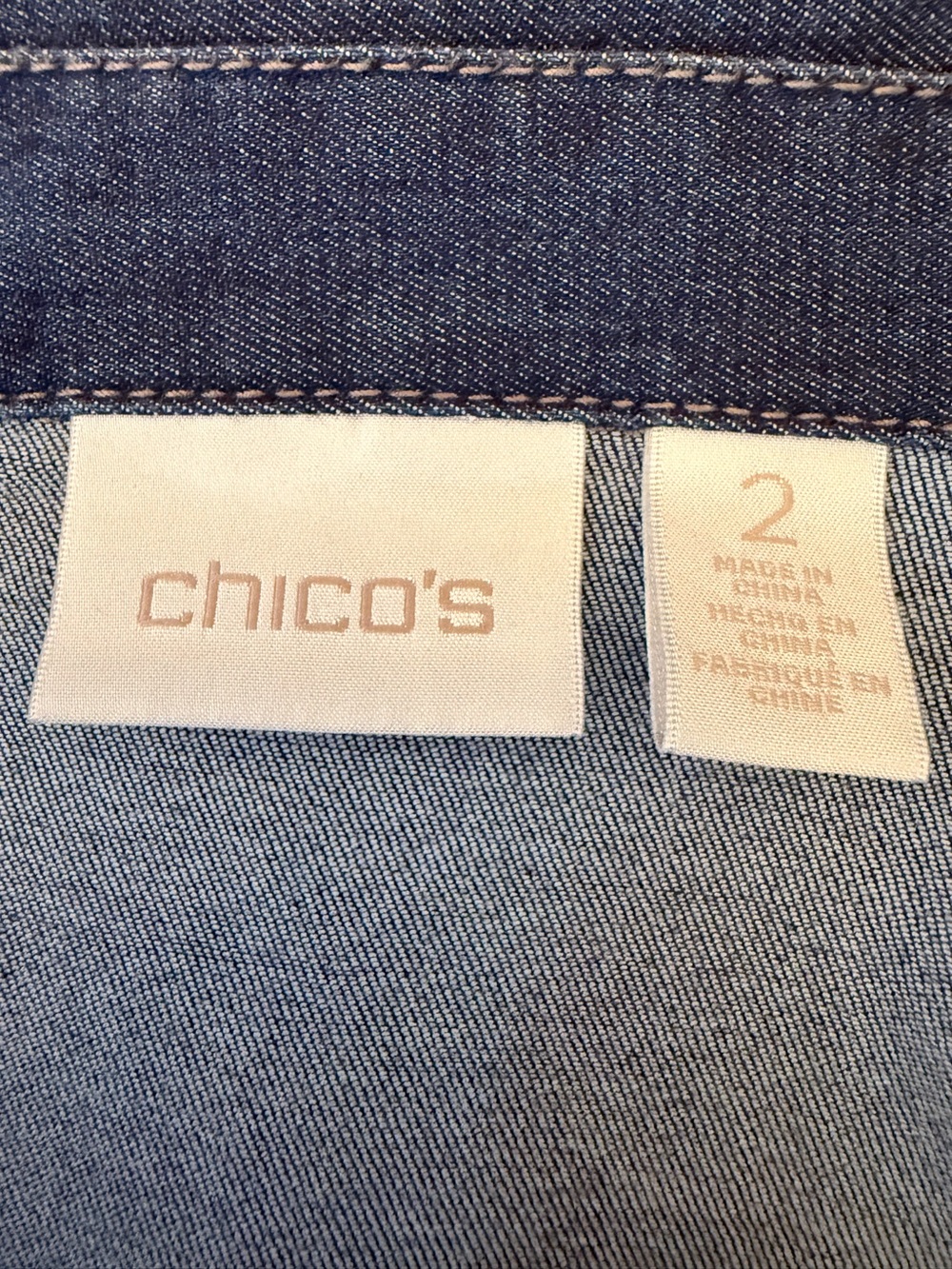 Chico’s Size 2 Denim Pearl Snap Shirt Rhinestone Studded Western Long Sleeve L - Picture 2 of 14